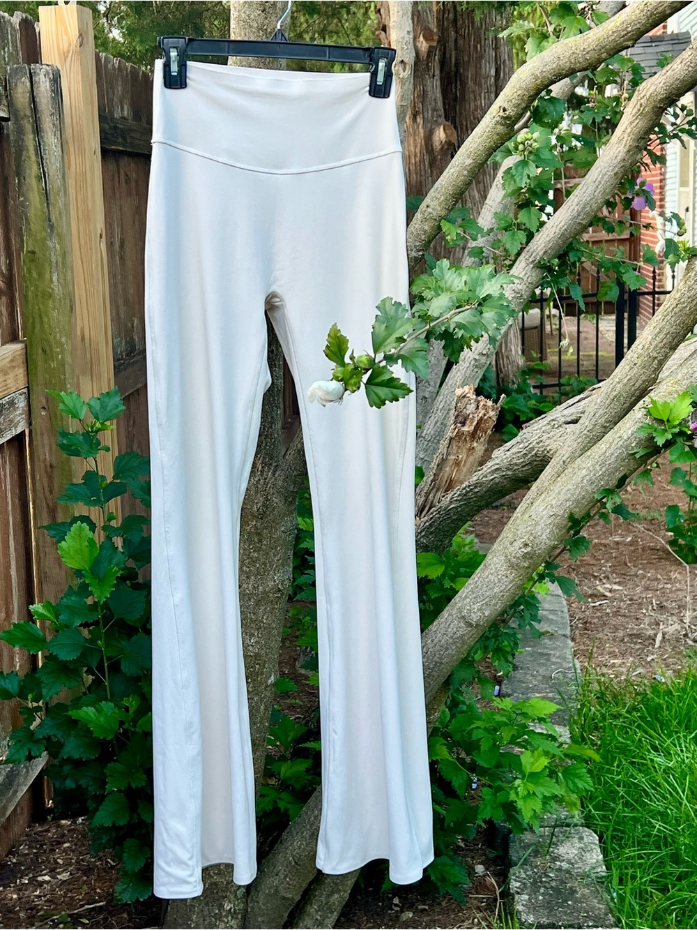 Victorias Secret Double Lux Pant Relay Cream Flare High Waist Stretch Legging M